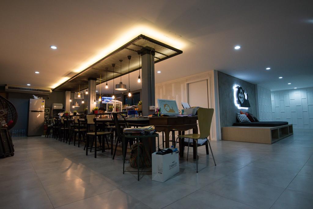 Monkeynap Hostel Bangkok Exterior photo