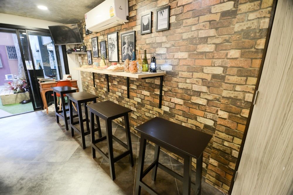 Monkeynap Hostel Bangkok Exterior photo