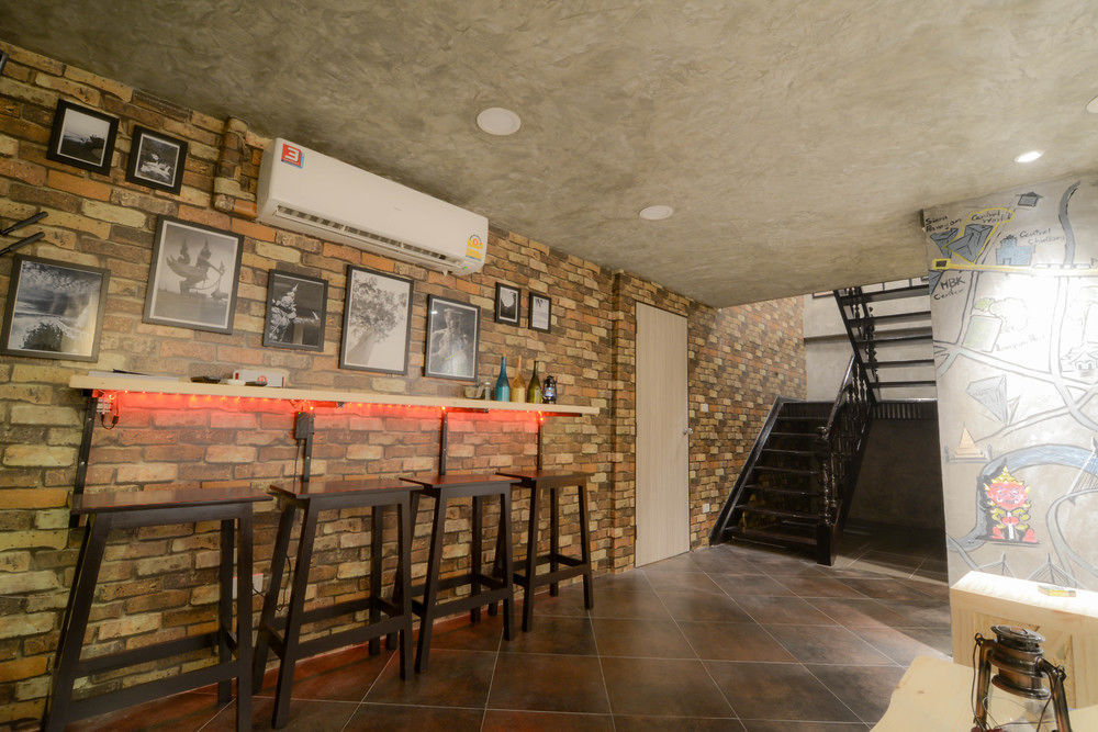 Monkeynap Hostel Bangkok Exterior photo